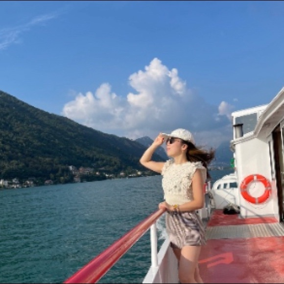 Meet your Posher, Sam - Picture 1 of 1